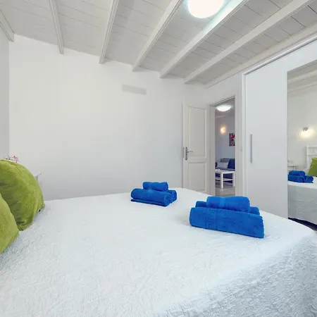 Bungalow La Marisma - 600M To The Beach By Lanzarote Vacation Homes Holiday home Puerto del Carmen (Lanzarote)