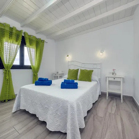 La Marisma - By Lanzarote بويرتو ذيل كارمين