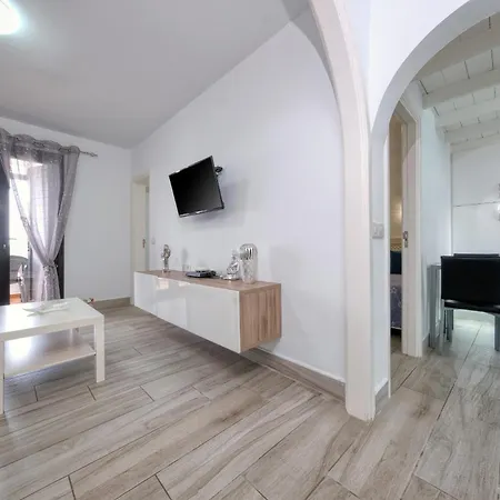 La Marisma - By Lanzarote * プエルト・デル・カルメン