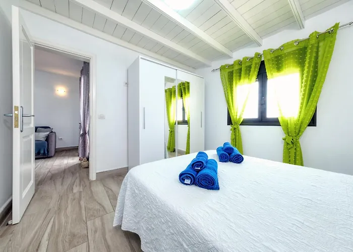 Bungalow La Marisma - 600M To The Beach By Lanzarote Vacation Homes Holiday home *